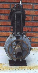 1914-15 engine left side